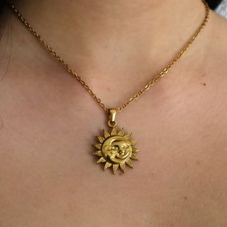 Lumi Necklace