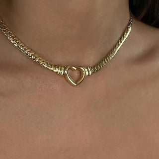 Clara Necklace